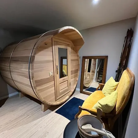 Vieux Bois, Au Coeur Du Village Des Rousses Chalet Les Rousses